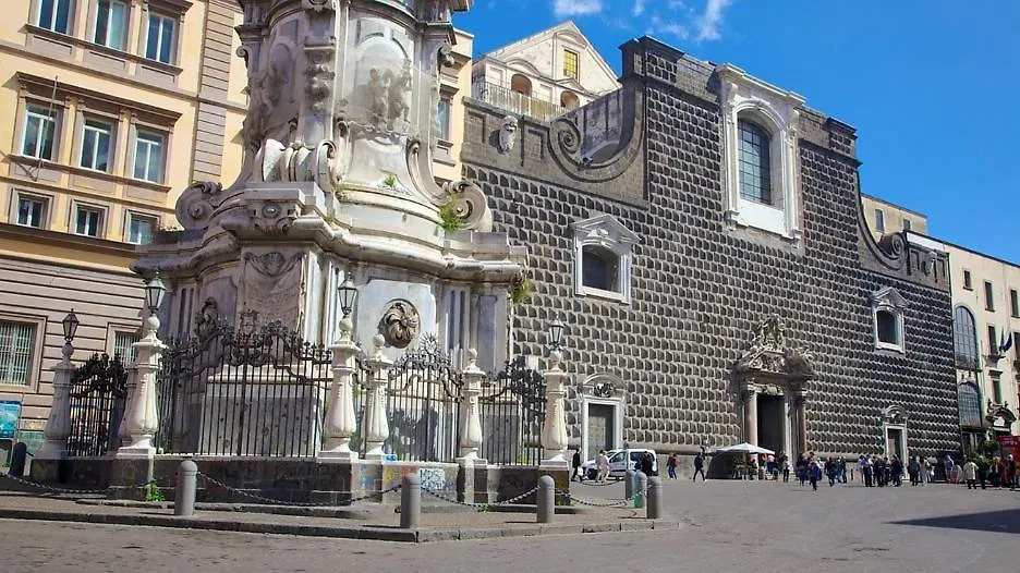 Apartment Metrodante Naples