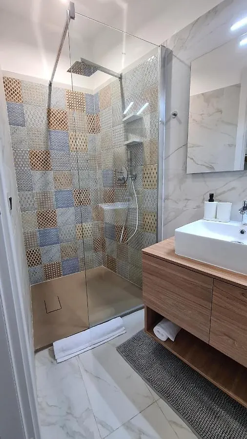 Apartment Metrodante Naples