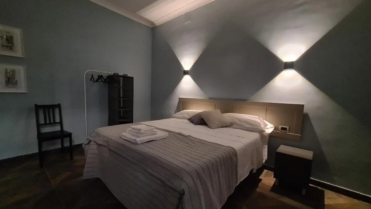 Apartment Metrodante Naples